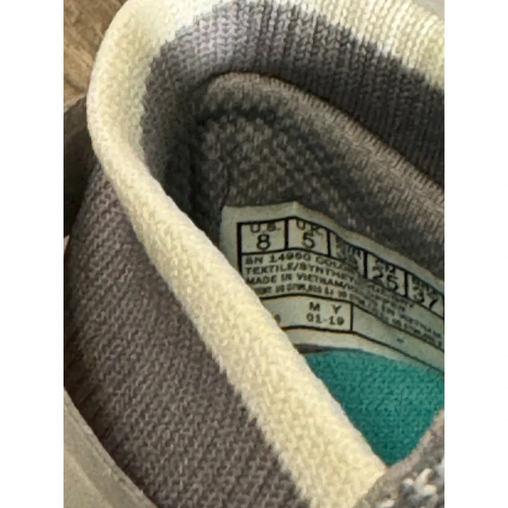 Skechers YOU Walk Womens Grey‎ Mesh Athletic Walking Shoes SN 14960 Size 8